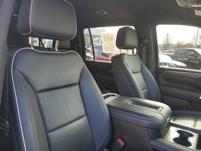 2024 GMC Yukon XL SLT