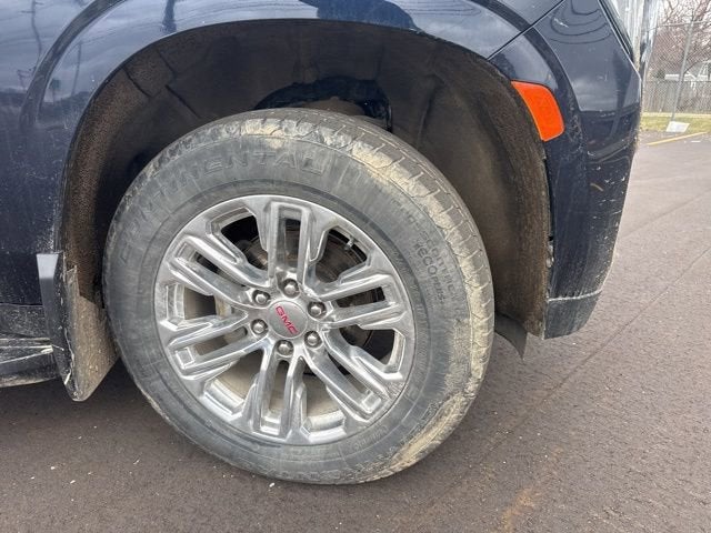 2024 GMC Yukon XL SLT