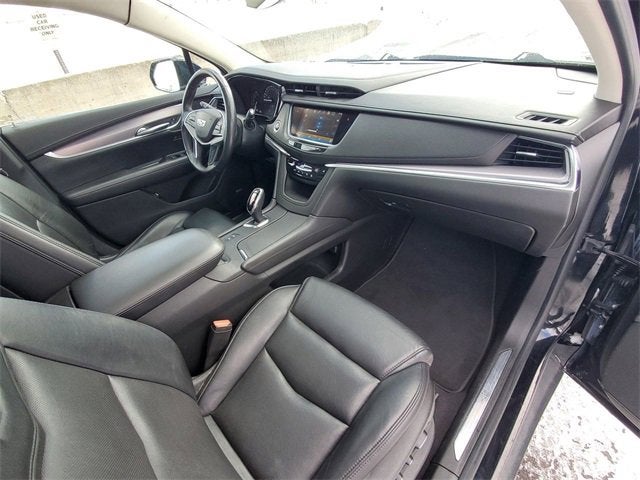 2017 Cadillac XT5 Luxury AWD