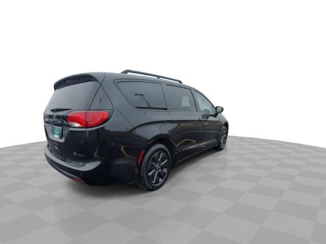 2020 Chrysler Pacifica Hybrid Touring