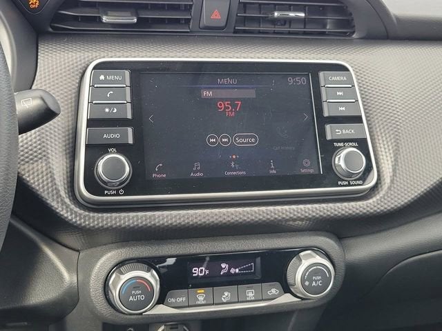 2018 Nissan Kicks SV