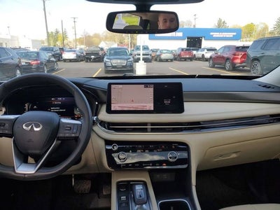 2022 INFINITI QX60 LUXE