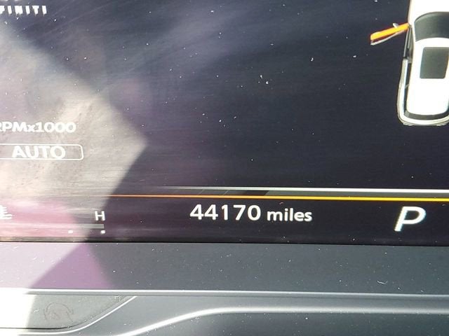 2022 INFINITI QX60 LUXE