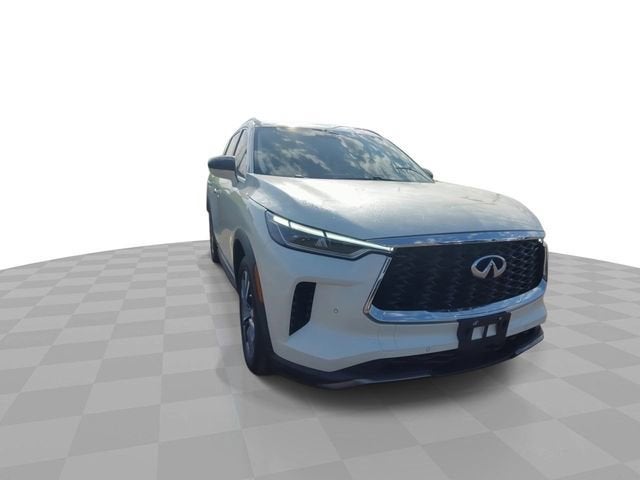 2022 INFINITI QX60 LUXE