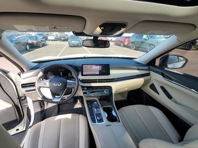 2022 INFINITI QX60 LUXE