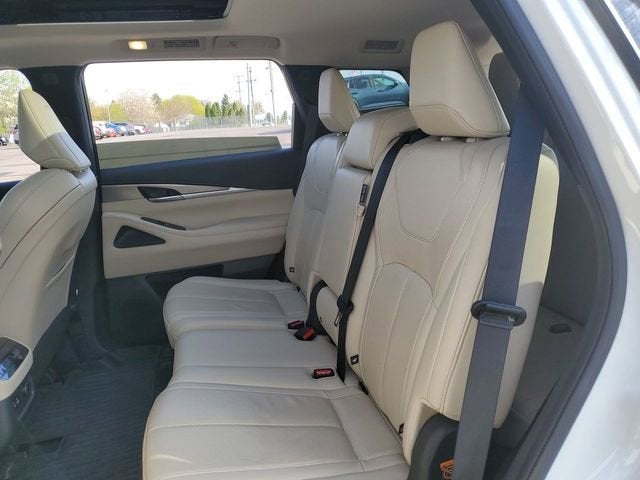 2022 INFINITI QX60 LUXE