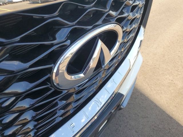 2022 INFINITI QX60 LUXE