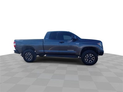 2018 Toyota Tundra SR5 5.7L V8
