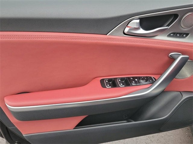 2021 Kia Stinger GT1