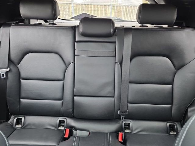 2017 INFINITI QX30 Premium