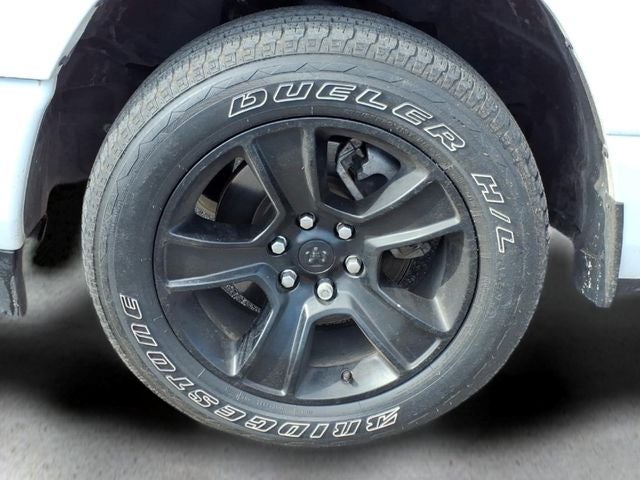 2021 RAM 1500 Big Horn Crew Cab 4x4 5'7" Box