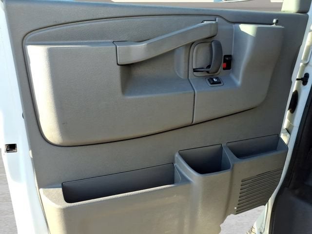 2024 Chevrolet Express Cargo 2500 WT