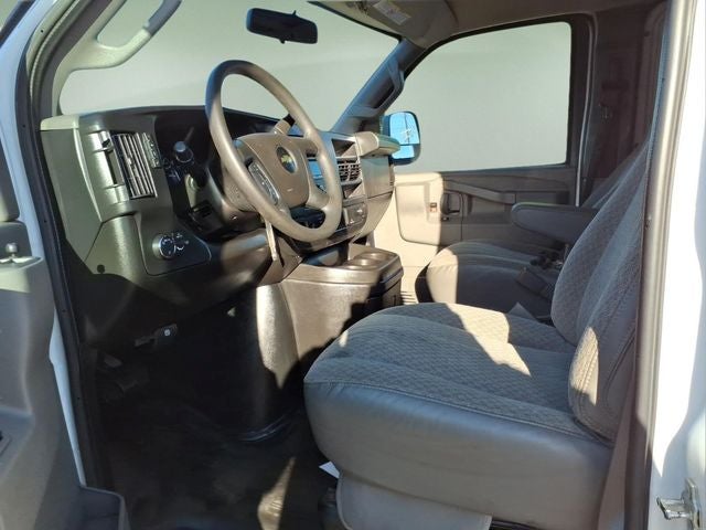 2024 Chevrolet Express Cargo 2500 WT