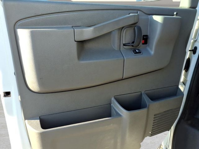 2024 Chevrolet Express Cargo 2500 WT