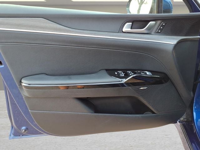 2025 Kia K5 EX