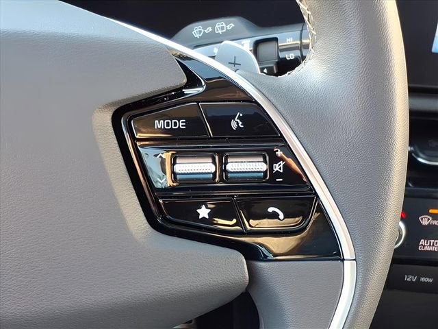 2024 Kia Niro EX Touring