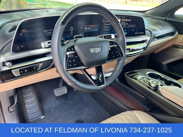 2024 Cadillac LYRIQ Luxury 3