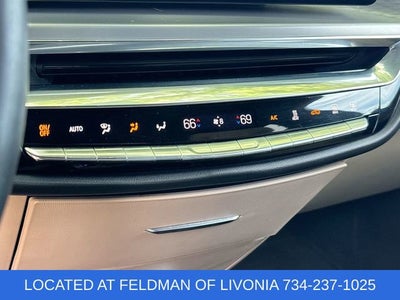 2024 Cadillac LYRIQ Luxury 3