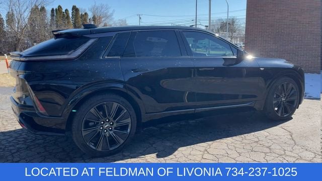 2024 Cadillac LYRIQ Sport 3