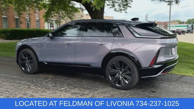 2024 Cadillac LYRIQ Sport 3