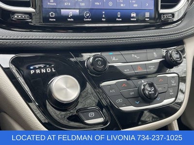 2023 Chrysler Pacifica Hybrid Limited