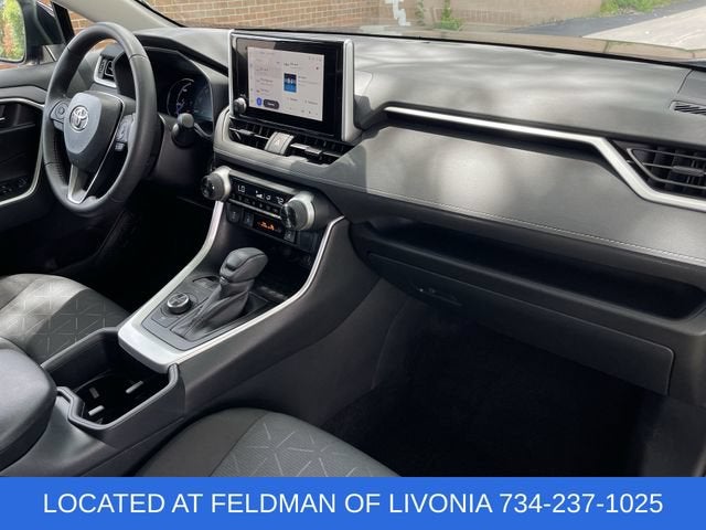 2025 Toyota RAV4 Hybrid XLE