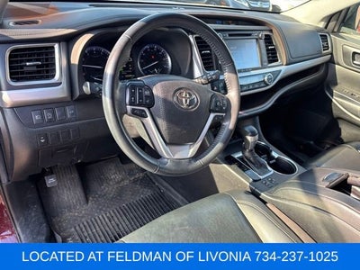 2019 Toyota Highlander SE