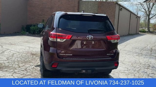 2019 Toyota Highlander SE