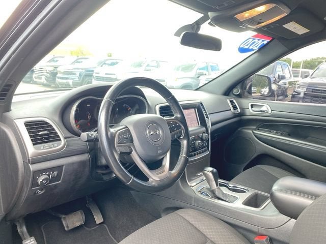 2020 Jeep Grand Cherokee Laredo E 4x2