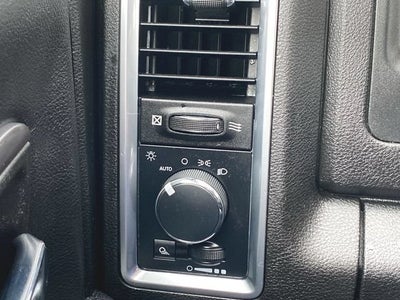 2022 RAM 1500 Classic Warlock Quad Cab 4x4 6'4" Box