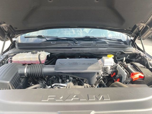 2023 RAM 1500 Big Horn Crew Cab 4x4 5'7" Box