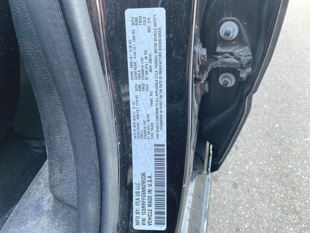 2022 RAM 1500 Big Horn Crew Cab 4x4 5'7" Box