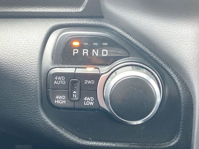 2019 RAM 1500 Big Horn/Lone Star Crew Cab 4x4 5'7" Box