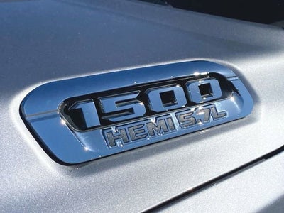 2019 RAM 1500 Big Horn/Lone Star Crew Cab 4x4 5'7" Box