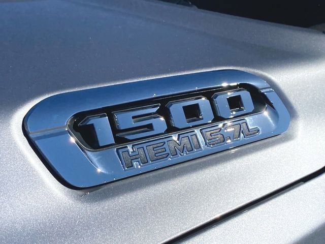 2019 RAM 1500 Big Horn/Lone Star Crew Cab 4x4 5'7" Box