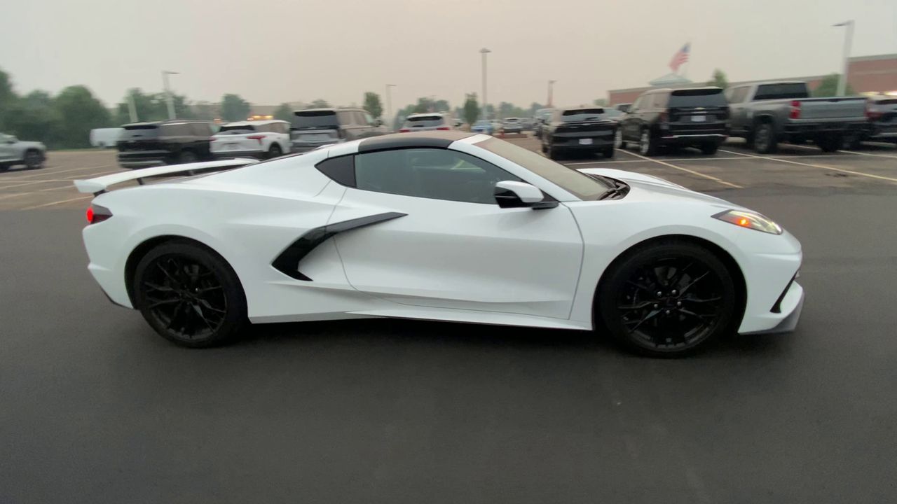 2025 Chevrolet Corvette Stingray 2LT