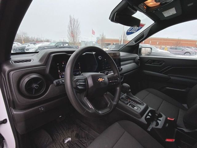 2023 Chevrolet Colorado WT