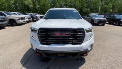 2024 GMC Acadia AT4