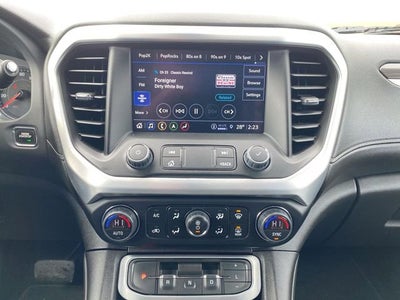 2023 GMC Acadia SLT