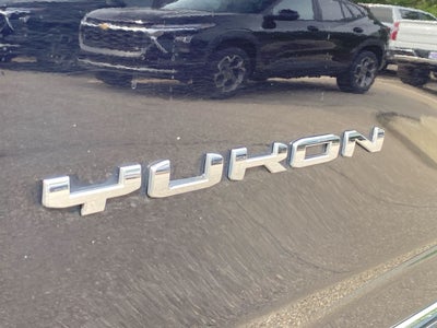 2023 GMC Yukon XL SLT