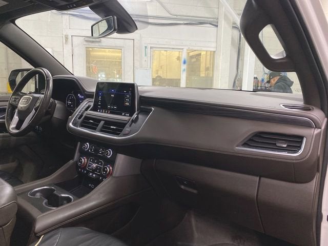 2021 GMC Yukon XL SLT