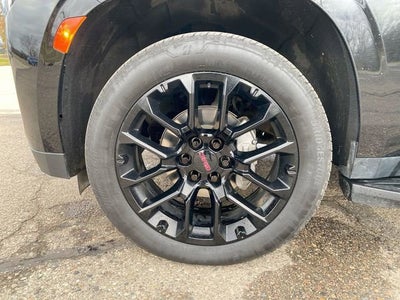 2022 GMC Yukon XL SLT