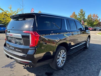 2022 GMC Yukon XL Denali