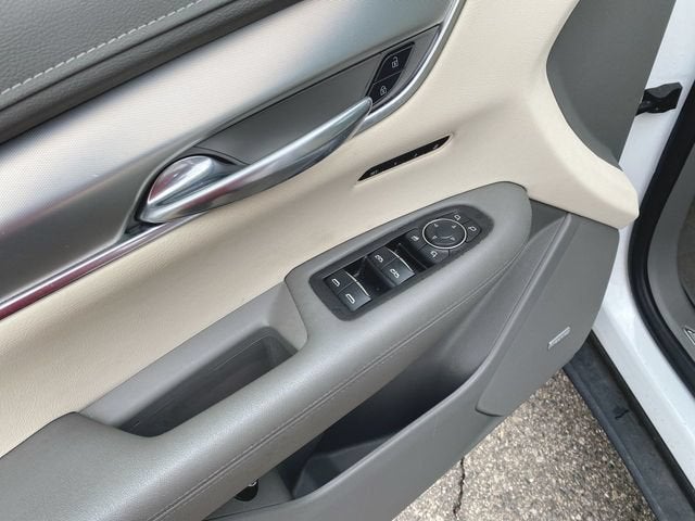 2020 Cadillac XT5 Premium Luxury FWD