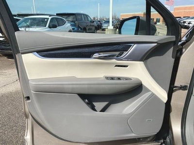2022 Cadillac XT6 Premium Luxury