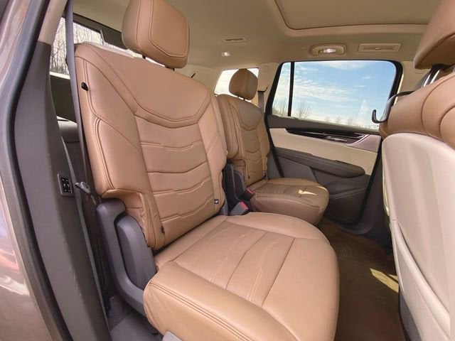 2022 Cadillac XT6 Premium Luxury