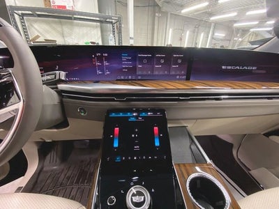 2025 Cadillac Escalade Sport Platinum