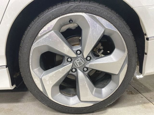 2019 Honda Accord Touring 2.0T