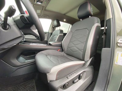 2024 Volkswagen Atlas 2.0T Peak Edition SEL