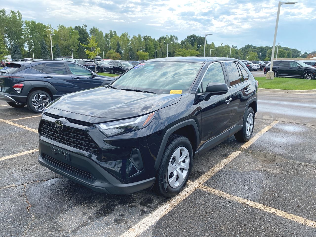 2025 Toyota RAV4 LE